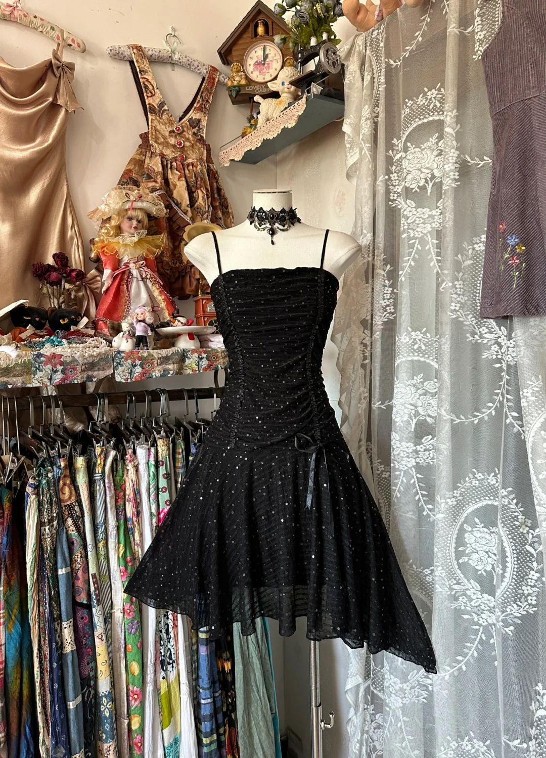 Sexy Vintage A Line Straps Black Sequin Short Homecoming Dress Outfits Outfits DP5001