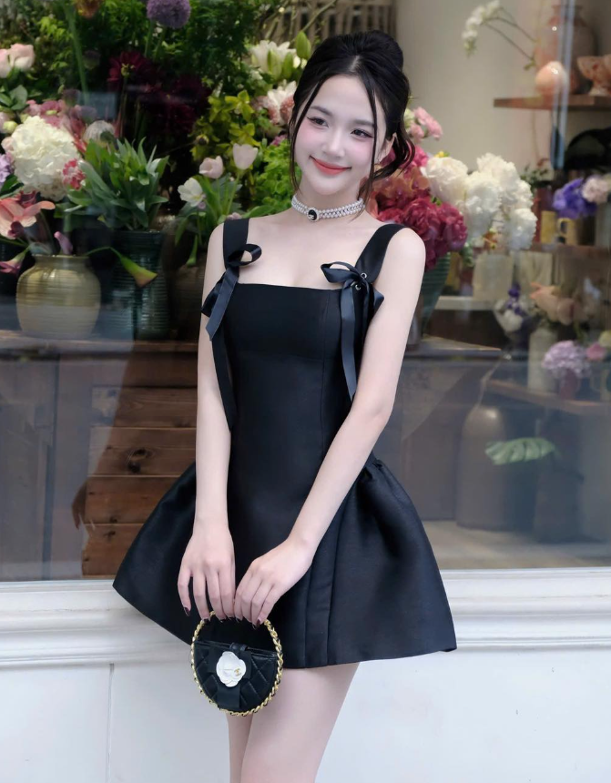 Black Bow A Line Spaghetti Straps Satin Short Homecoming Dress Cocktail Dress DP3945