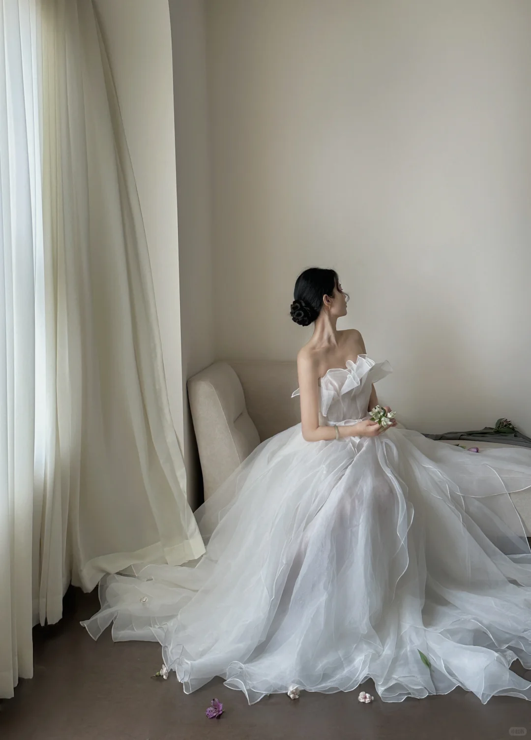 Gentle White Ball Gown Strapless Organza Prom Dress 16th Birthday Dress Wedding Dress DP3474