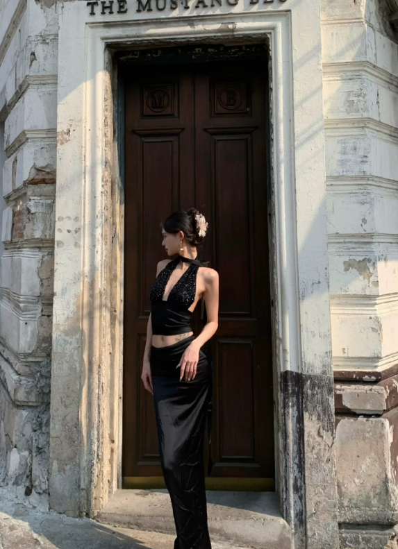 Black Sexy Two Piece Halter Sequin Satin Long Prom Dress Evening Dress Party Dress DP3136
