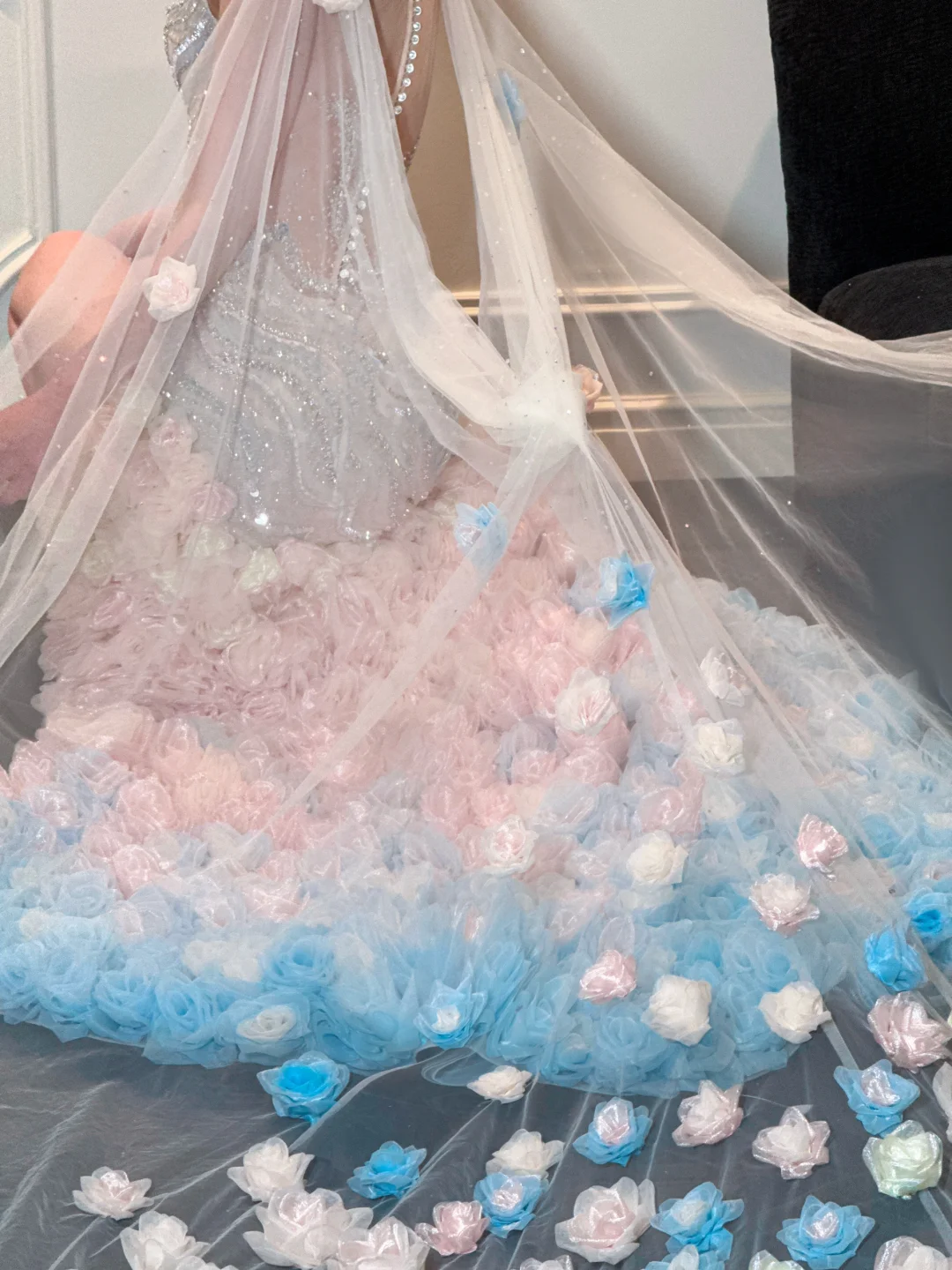 Dreamy Mermaid V Neck Ombre Floral Beaded Tulle Prom Dress DP4293