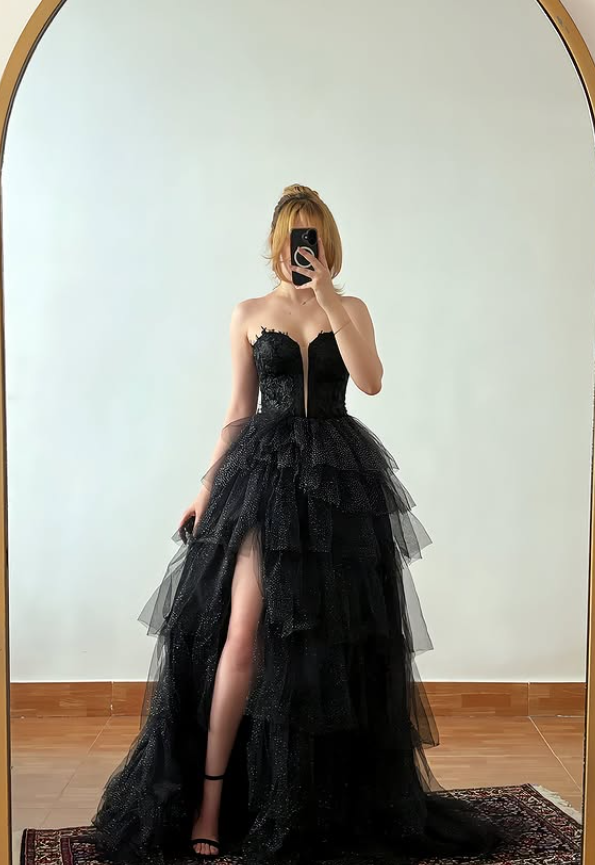 Pretty Black A Line Sweetheart Neck Appliques Layered Tulle Prom Dress Evening Dress DP6042