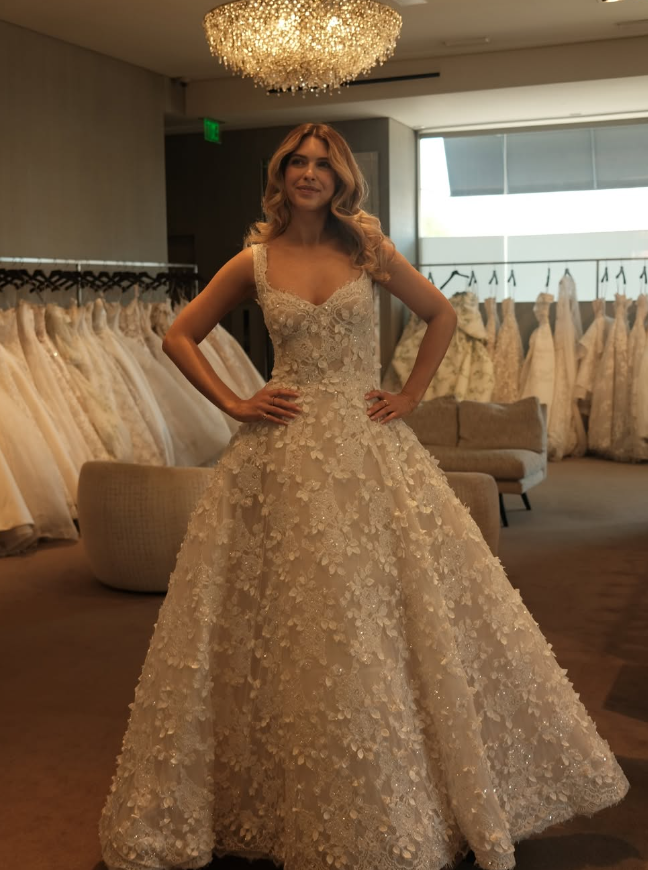 Gorgeous A Line Straps Appliques Beaded Tulle Long Sweep Wedding Dress DP1915