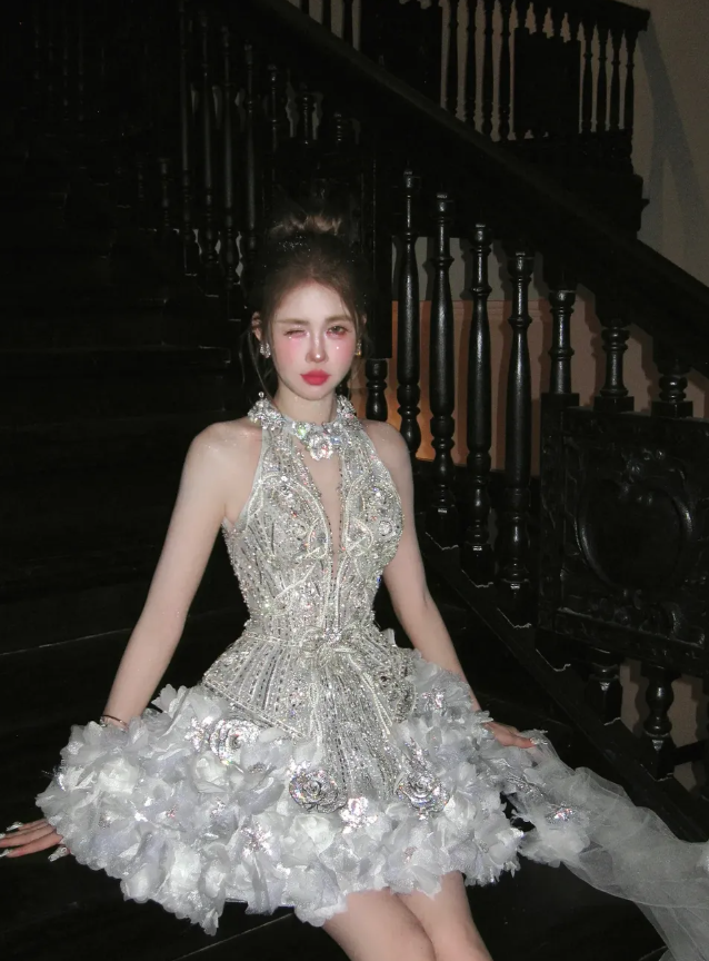 Shiny Exquisite Silver Floral Sequin A Line Halter Tulle Short Homecoming Dress Birthday Dress DP3083