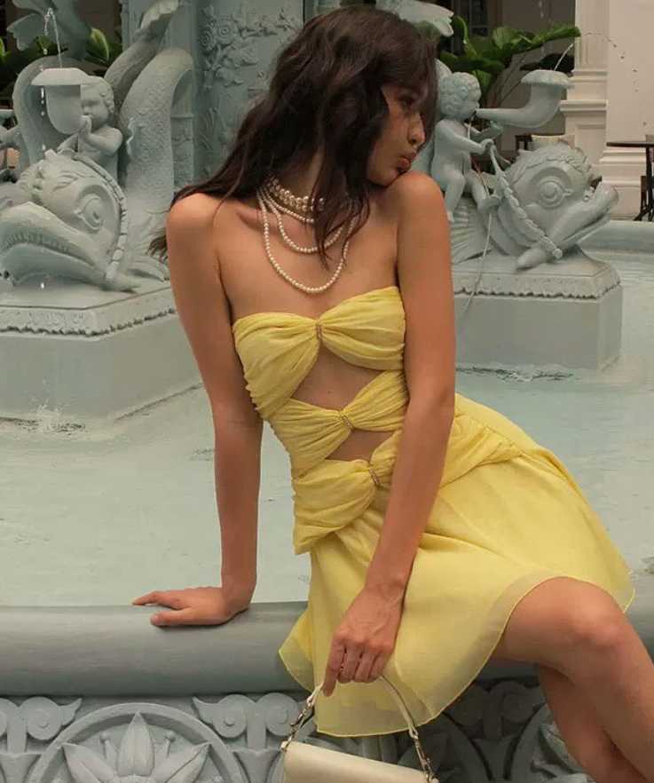 Cute Yellow A Line Sweetheart Neck Chiffon Short Homecoming Outfits DP4259