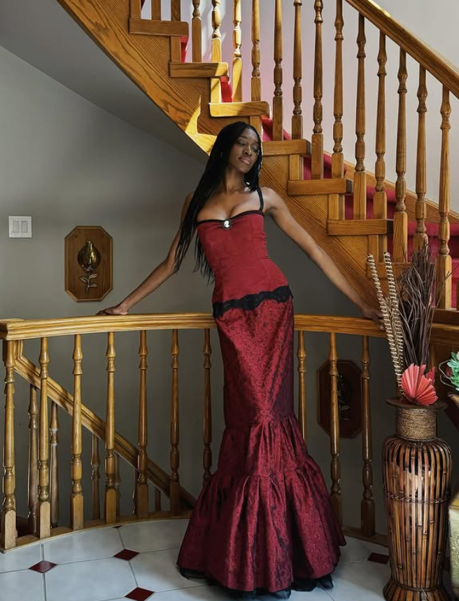 Vintage Burgundy Mermaid Spaghetti Strap Black Lace Satin Prom Dress Wedding Guest Dress DP3994