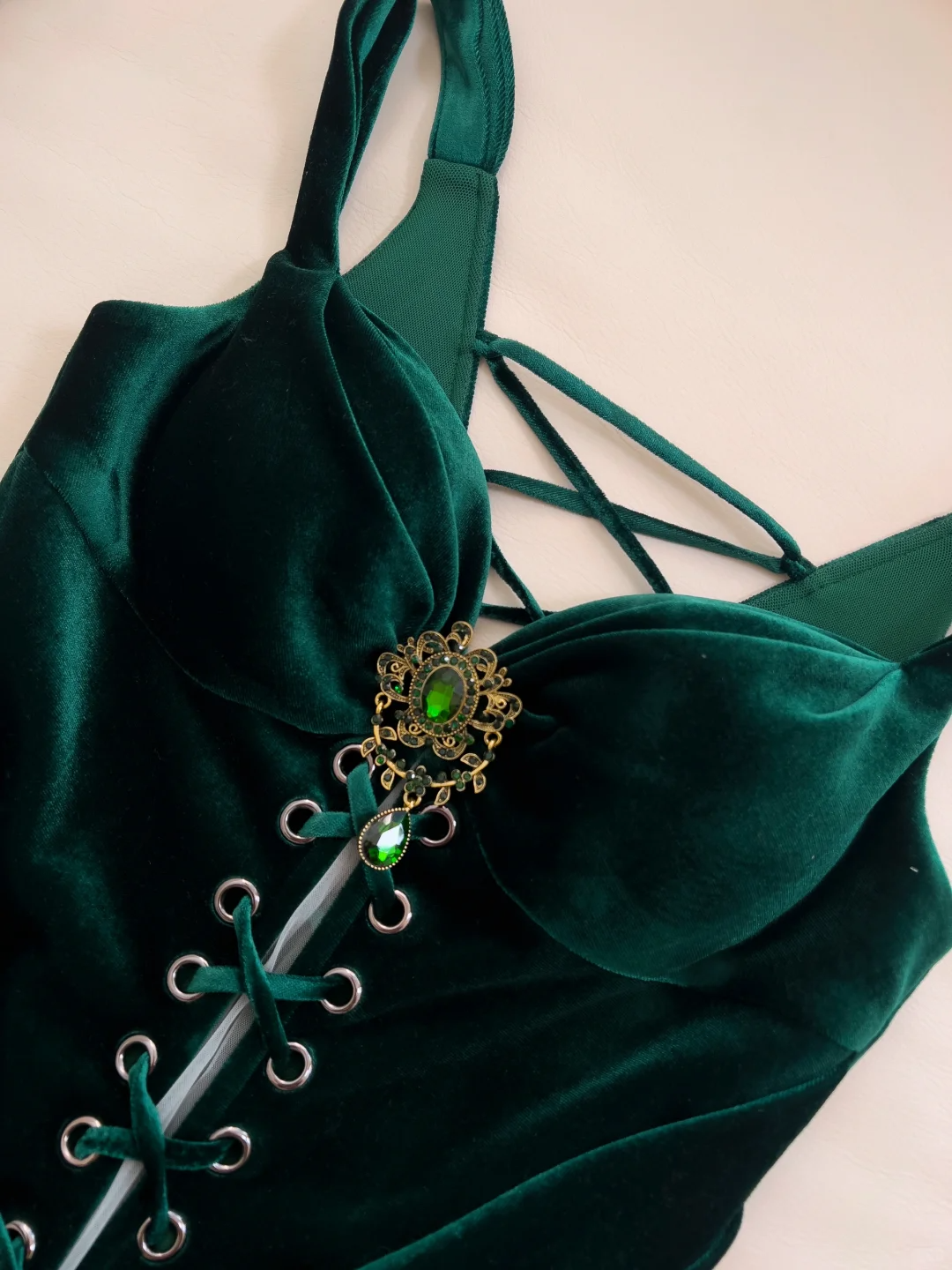 Vintage Sheath Strap Rhinestone Green Velvet Party Dress Wedding Guest Dress DP2497