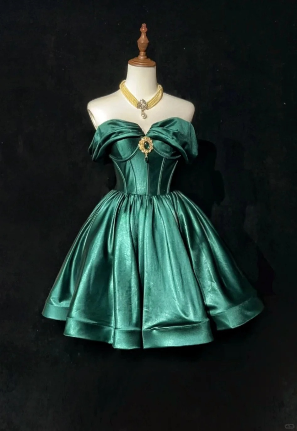 Anna Princess A Line Off the Shoulder Green Satin Short Homecoming Dress Cocktail Dress DP2607