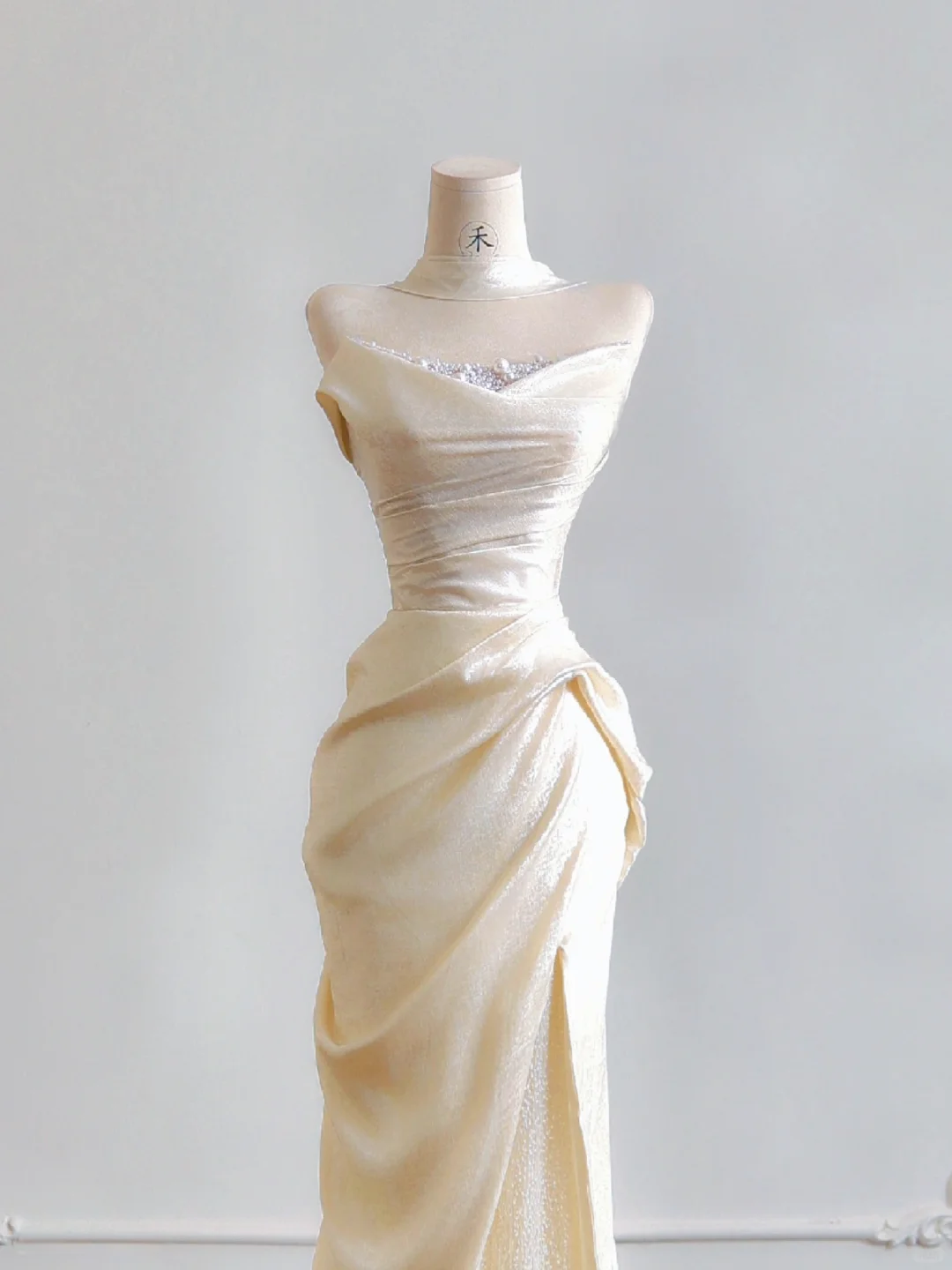 Light Champagne Mermaid Strapless Sequin Satin Long Prom Dresses DP4189