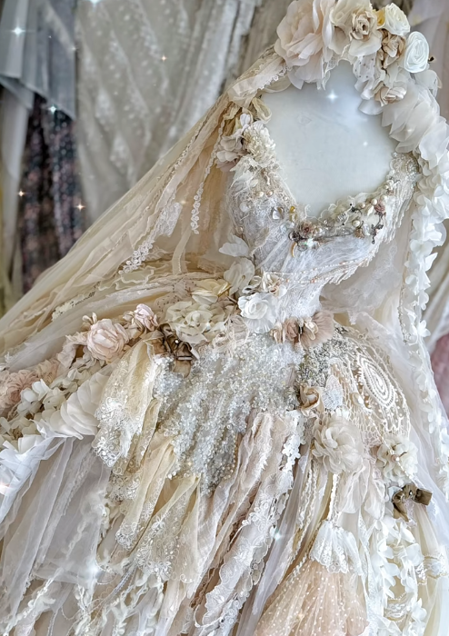 Exquisite Light Apricot Ball Gown V Neck Floral Lace Tulle Prom Dress 18th Birthday Dress DP4147