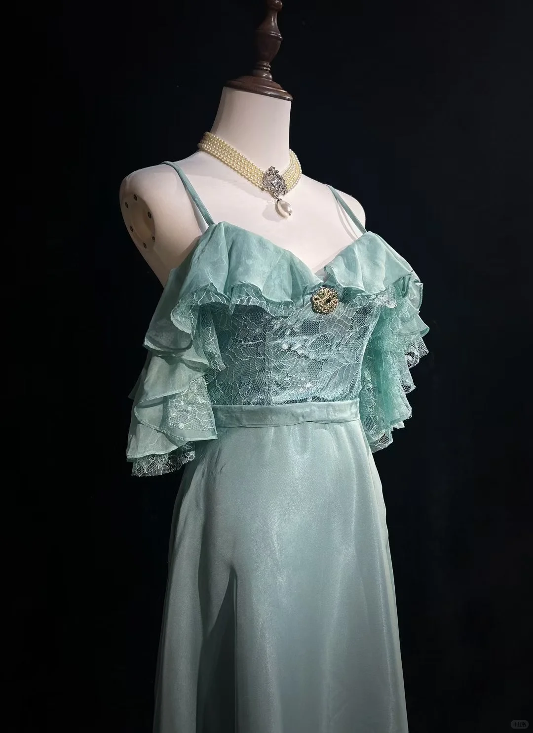 Blue Retro Gentle A Line Off the Shoulder Lace Satin Prom Dress Party Dress DP2774
