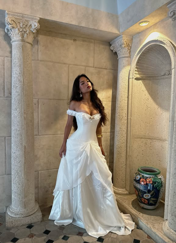 Vintage Ball Gown Off the Shoulder Chiffon Satin Prom Dress Wedding Dress DP3995