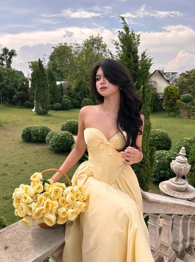 Light Yellow A Line Sweetheart Neck Satin Long Prom Dress 16th Birthday Dress DP3969