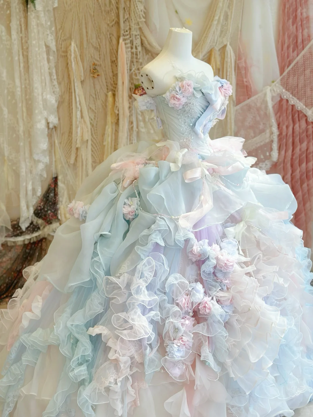 Unique Ball Gown Strapless Floral Beaded Layered Organza Prom Dress 16th Birthday Dress DP3771