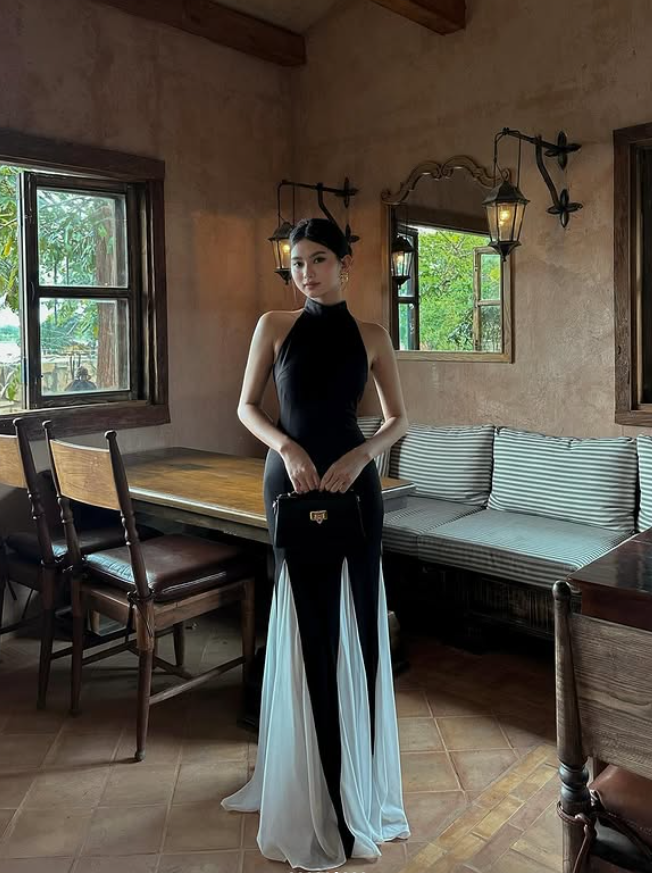 Stunning Mermaid Halter White Chiffon Black Satin Prom Dress 16th Birthday Dress DP3975