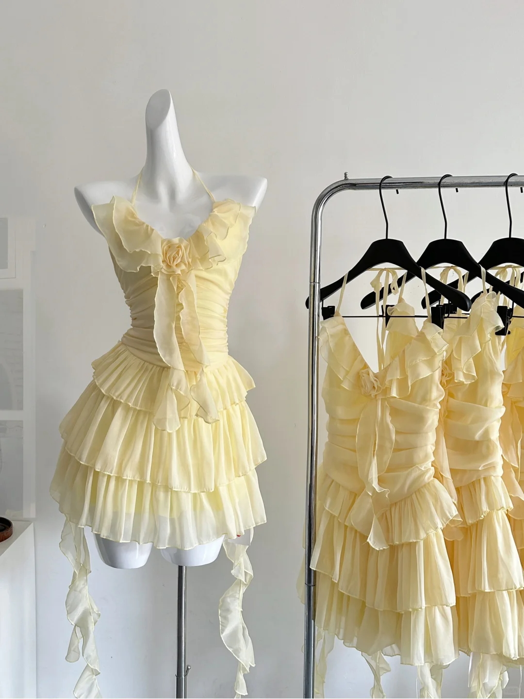 Cute A Line Halter Ruffle Flower Yellow Chiffon Short Homecoming Dress Cocktail Dress DP2568