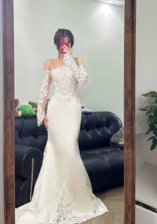 Elegant White Mermaid Long Sleeve White Lace Satin Long Wedding Dress DP8000