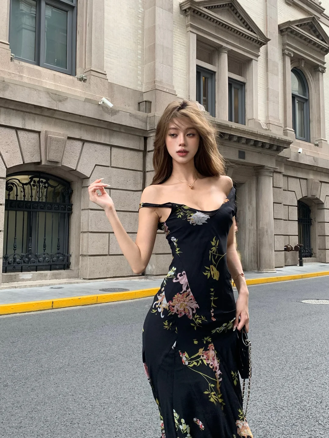 Charming A Line Spaghetti Strap Print Floral Black Chiffon Prom Dress Outfits DP4000