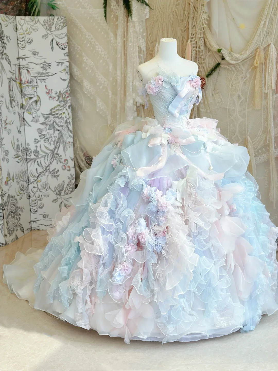 Unique Ball Gown Strapless Floral Beaded Layered Organza Prom Dress 16th Birthday Dress DP3771