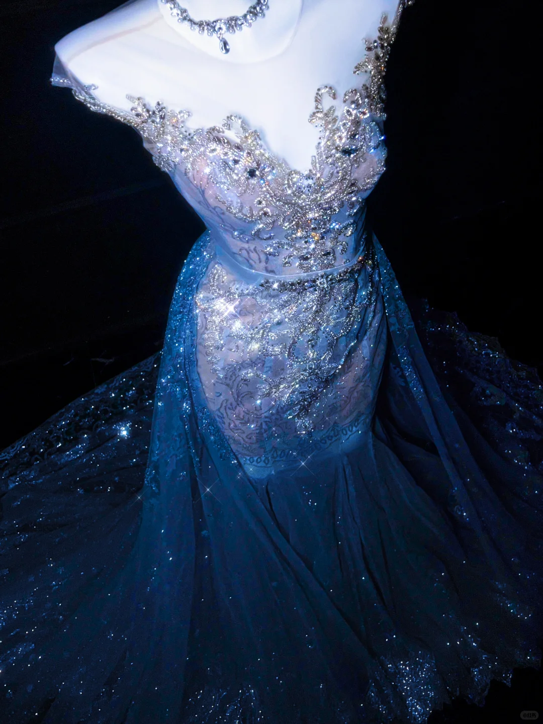 Dreamy Mermaid Round Neck Beaded Tulle Long Party Dress Evening Dress DP2597