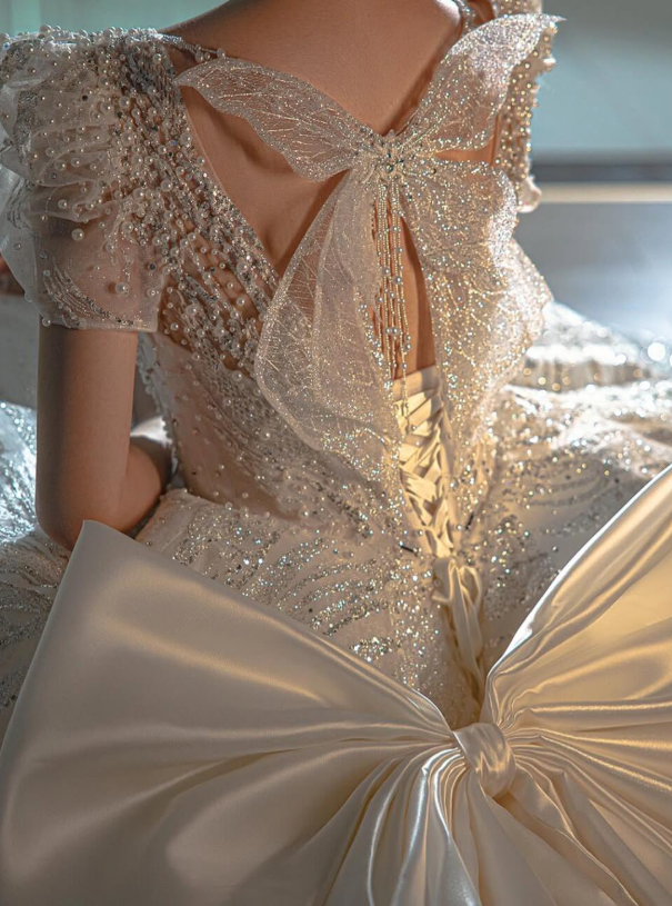 Stunning Ball Gown Puff Seelve Sequin Beaded Butterfly Satin Prom Dress Wedding Dress DP6628
