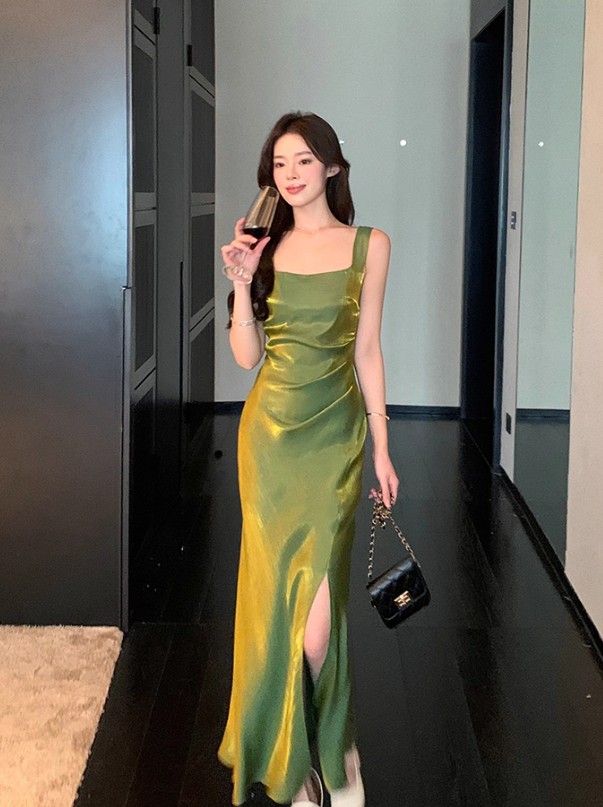 Stunning Green Mermaid Straps Pleated Satin Prom Dress Formal Dress Evening Dress DP3453