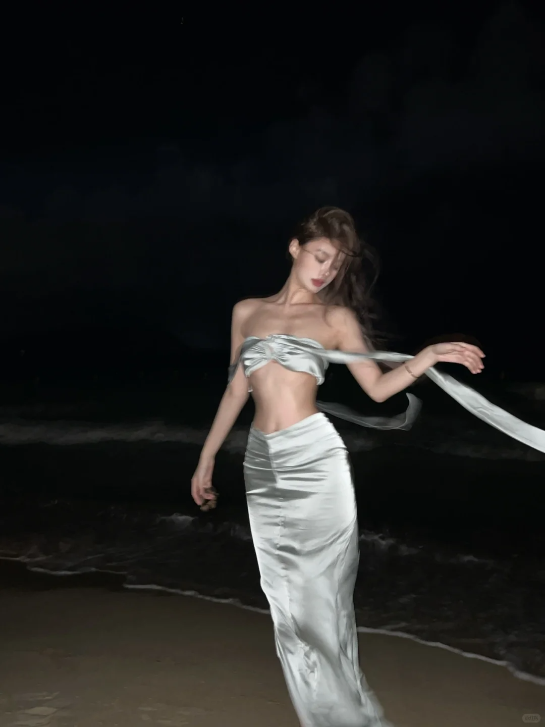Stunning Sheath Two Piece Silver Satin Prom Dress Evening Dress DP4021