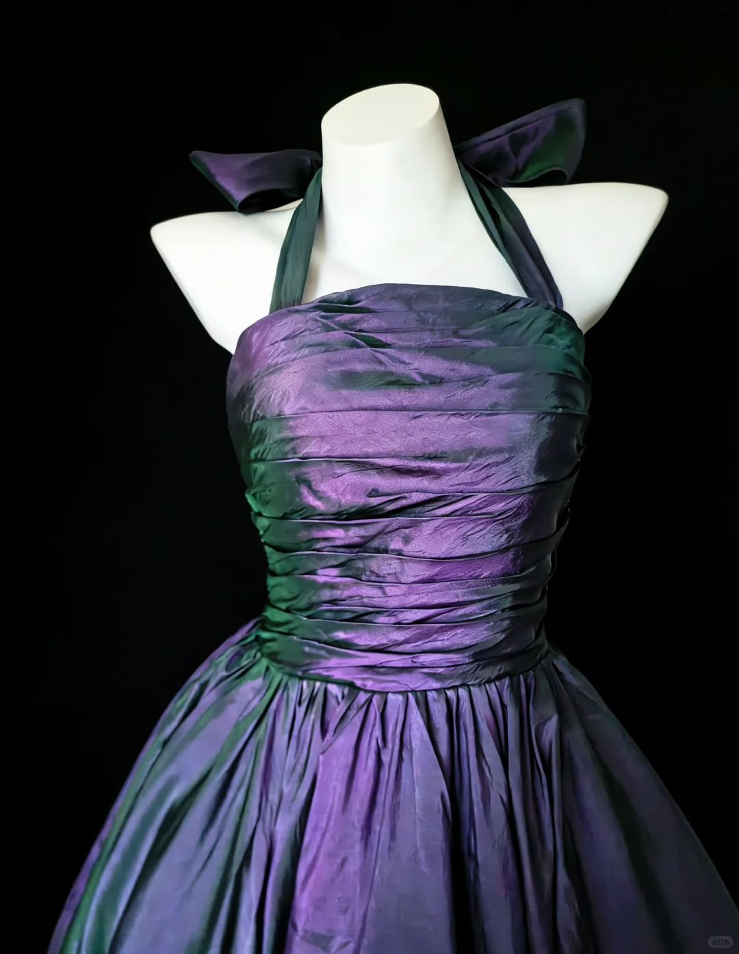 Vintage Purple A Line Halter Pleated Satin Open Back Short Homecoming Dress DP4722