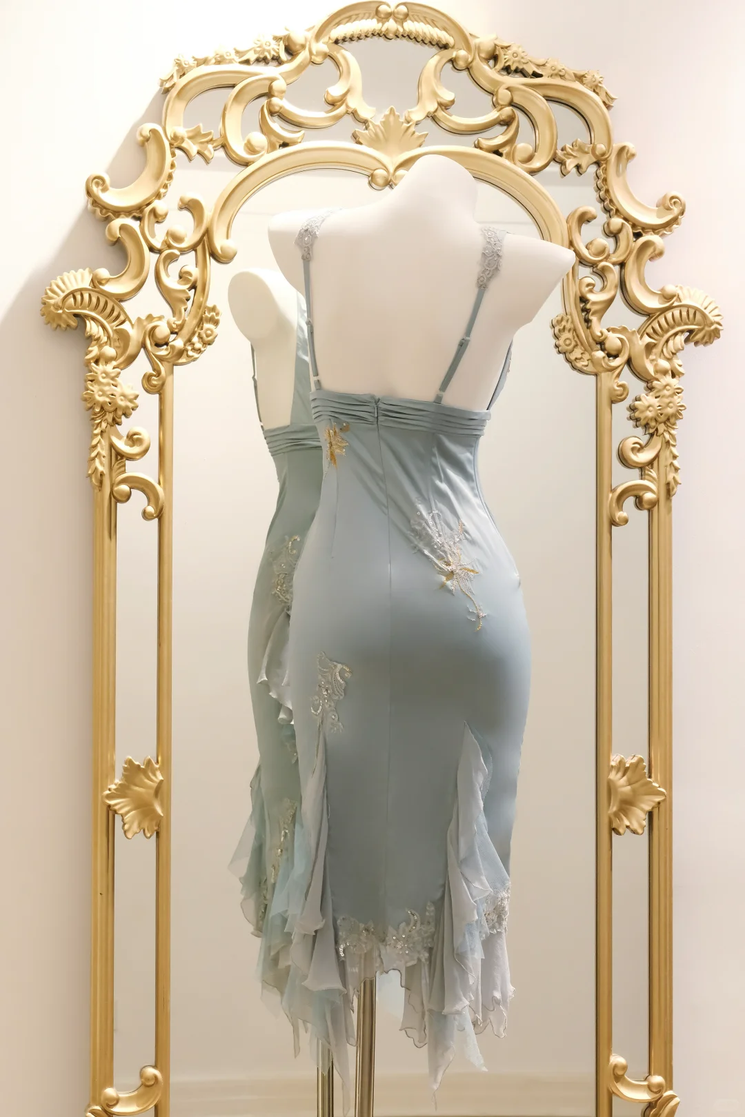 Vintage Gentle Baby Blue Embroidery Lace Satin Homecoming Dress Outfits DP5141