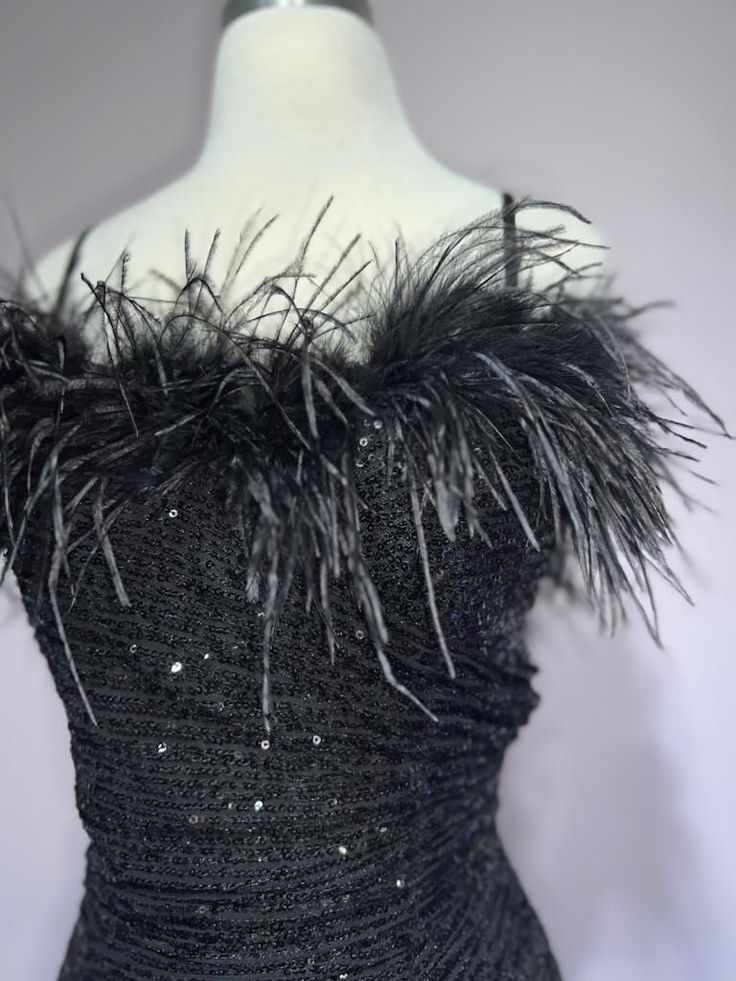 Spaghetti Straps Sheath Black Sequin Feathers Homecoming Dress Cocktail Dress DP356