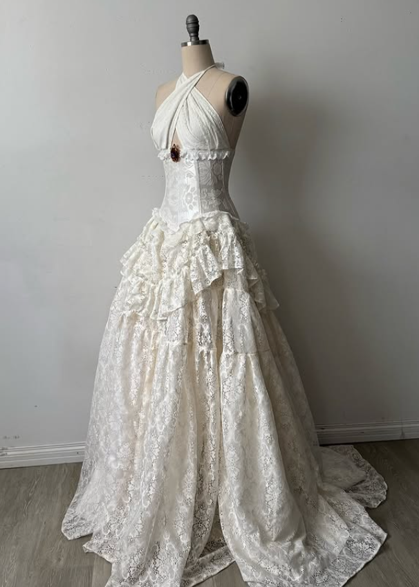 Vintage Ball Gown Halter White Lace Prom Dress Wedding Dress DP3993