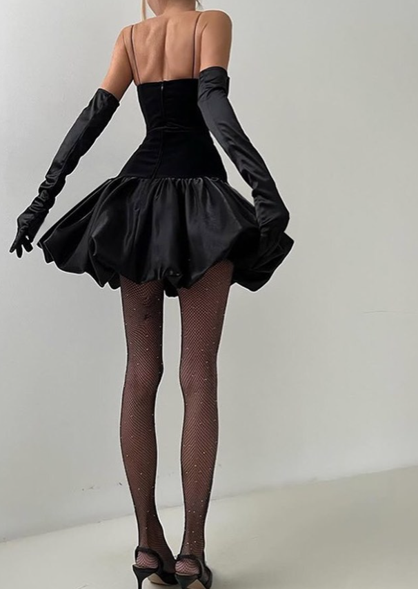 Cute Sexy A Line Spaghetti Strap Black Bow Velvet Satin Short Homecoming Outfits DP4256