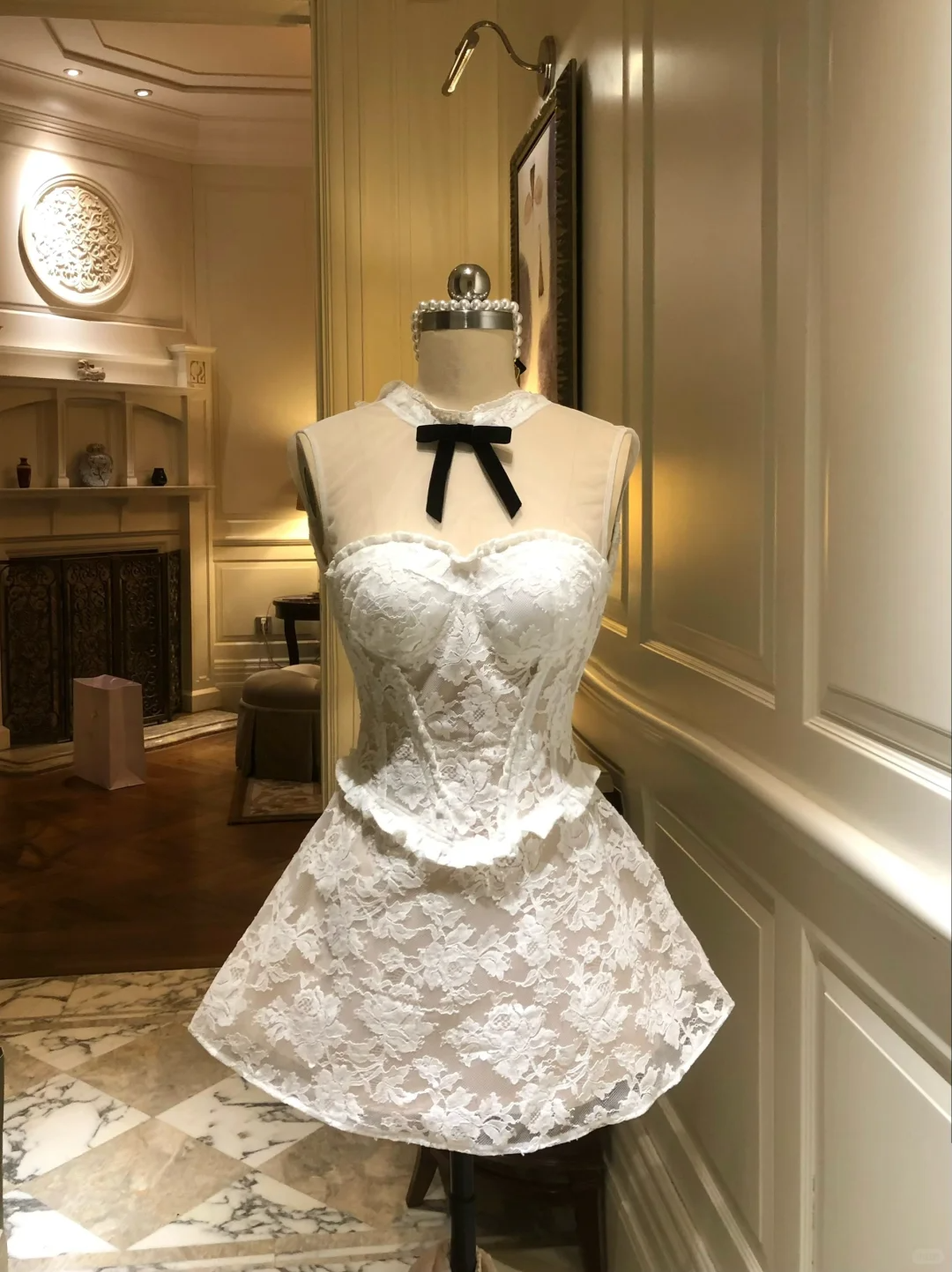White A Line Round Neck Lace Short Homecoming Dress Cocktail Dress DP2569