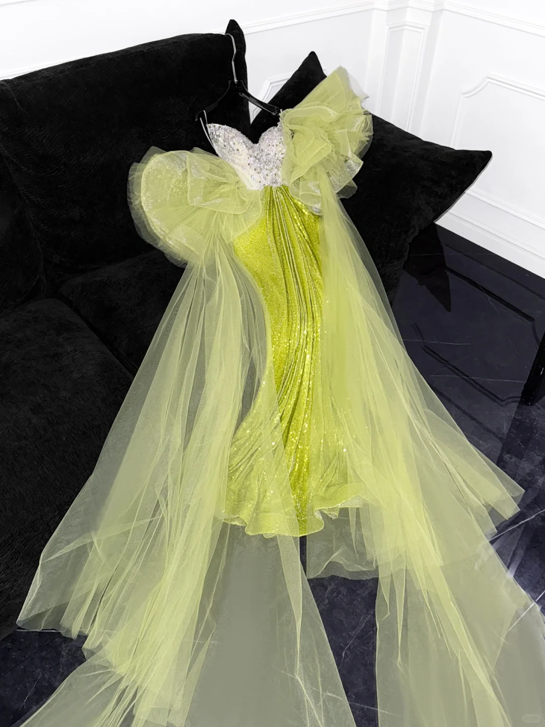 Gorgeous Mermaid Strapless Rhinestone Green Sequin Tulle Long Prom Dress Evening Dress DP2557