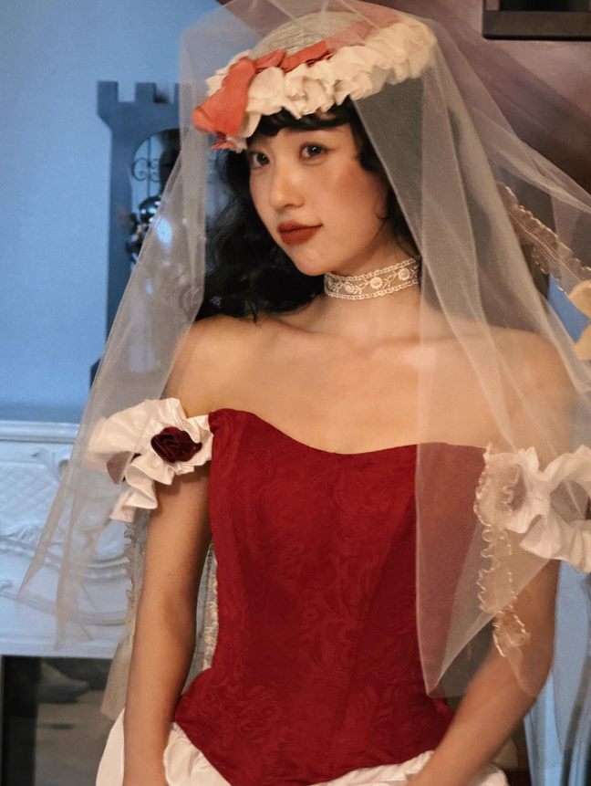 Classic Ball Gown Off the Shoulder Red Floral White Satin Prom Dress 16th Birthday Dress DP3568