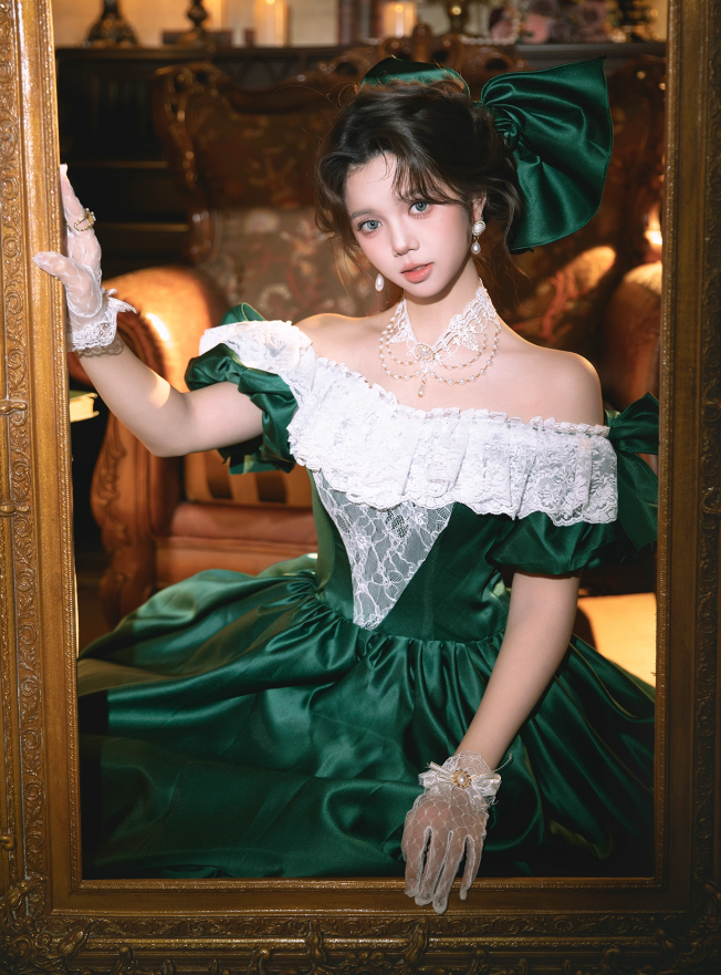 Classic Ball Gown Off the Shoulder Lace Green Satin Prom Dress 16th Birthday Dress DP3567
