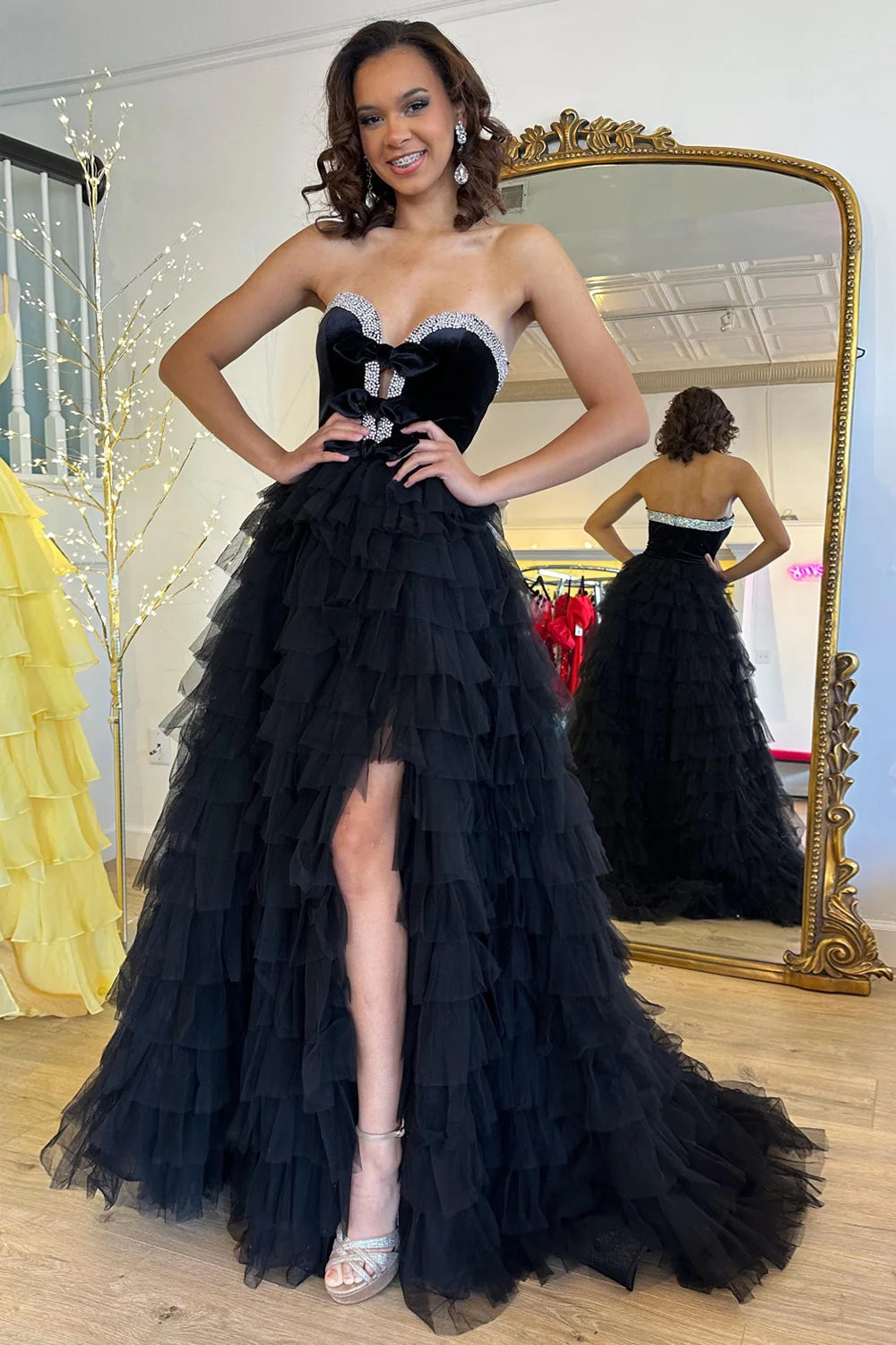 Stunning Black A-Line Sweetheart Long Ruffle Tulle Prom Dress With Beading DP7745