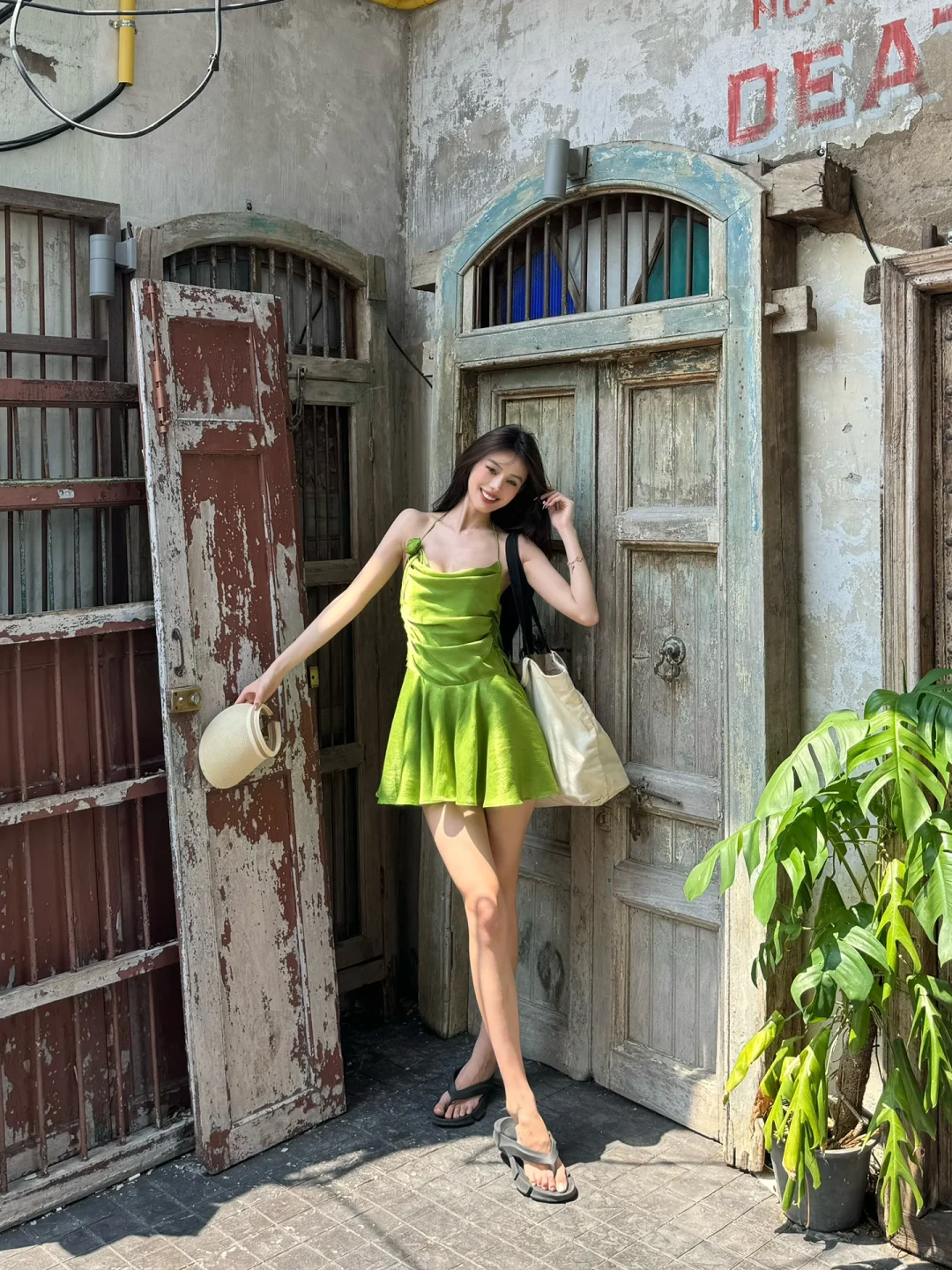 Cute Fresh Green A Line Halter Satin Mini Homecoming Dress Outfits DP3997