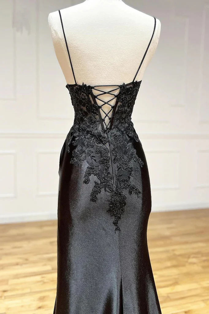 Elegant Spaghetti Straps Prom Dress Black Satin Sheath Appliques Long Formal Evening with Slits DP2125