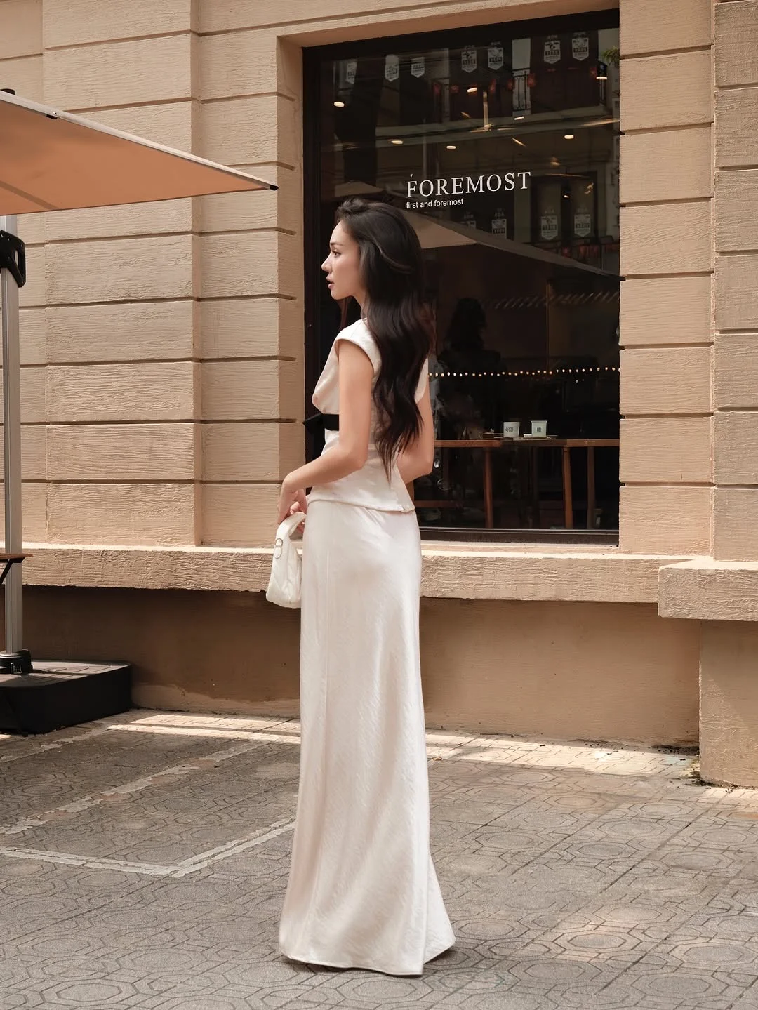 Classic Ivory Sheath V Neck Black Bow Satin Long Prom Dress Party Dress Outfits DP4528