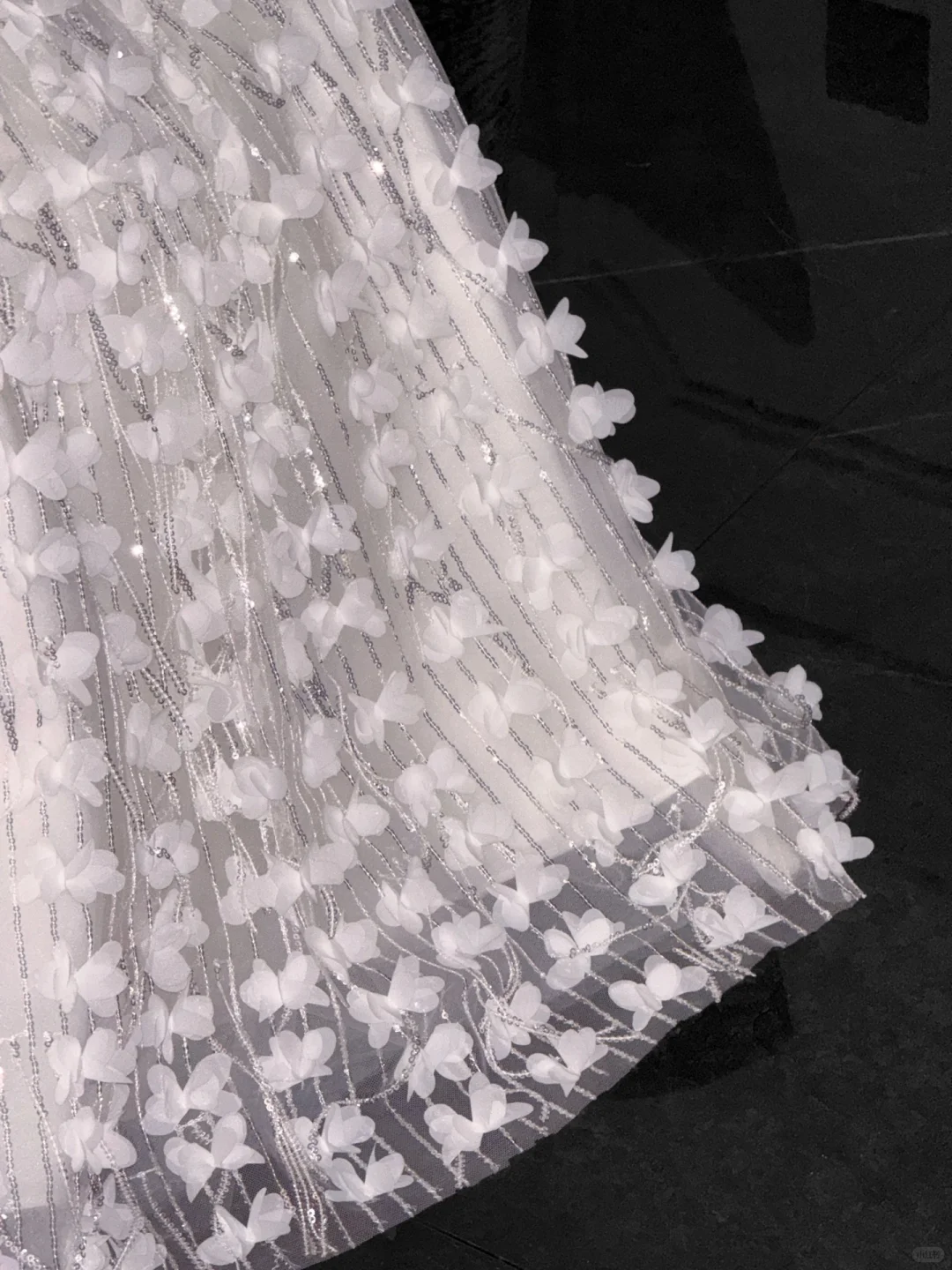 Gorgeous A Line Strapless Sequin Flower White Tulle Prom Dress Party Dress DP2682