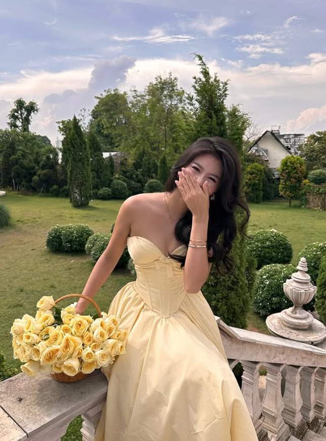 Light Yellow A Line Sweetheart Neck Satin Long Prom Dress 16th Birthday Dress DP3969