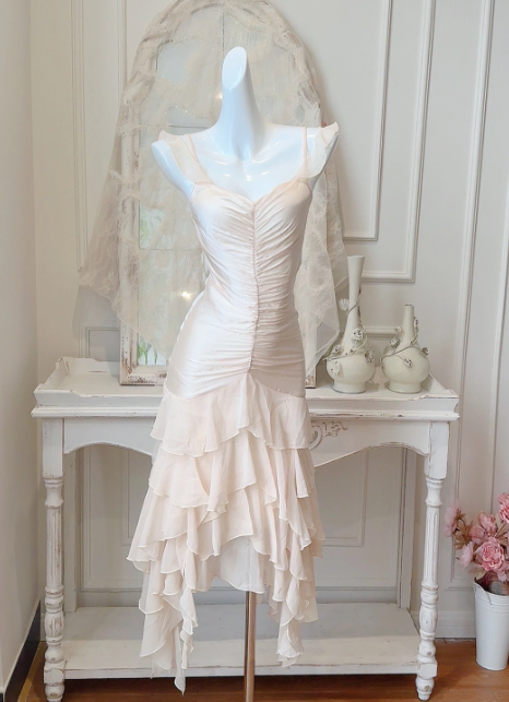 Light Champagne Sheath Spaghetti Strap Chiffon Satin Homecoming Dress Outfits DP3590
