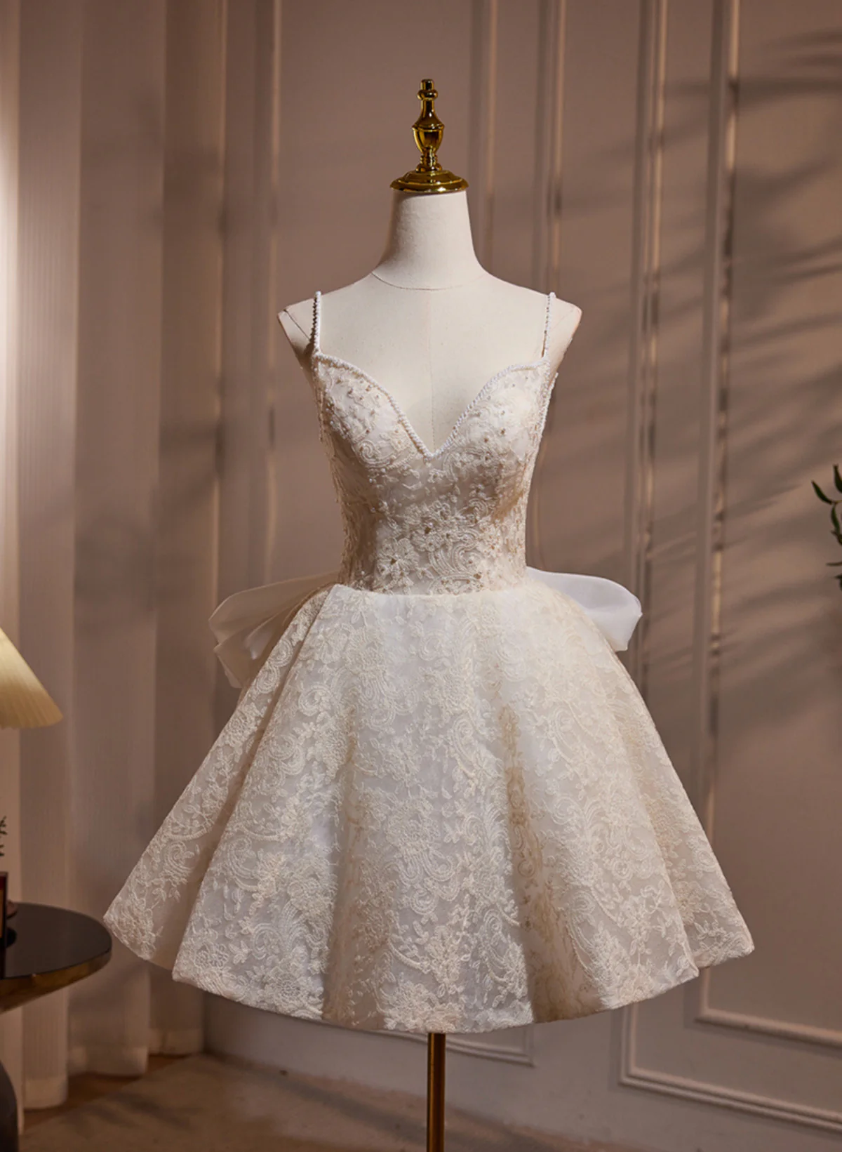 Ivory Lace Sweetheart Knee Length Homecoming Dress Short Prom Dress DP289