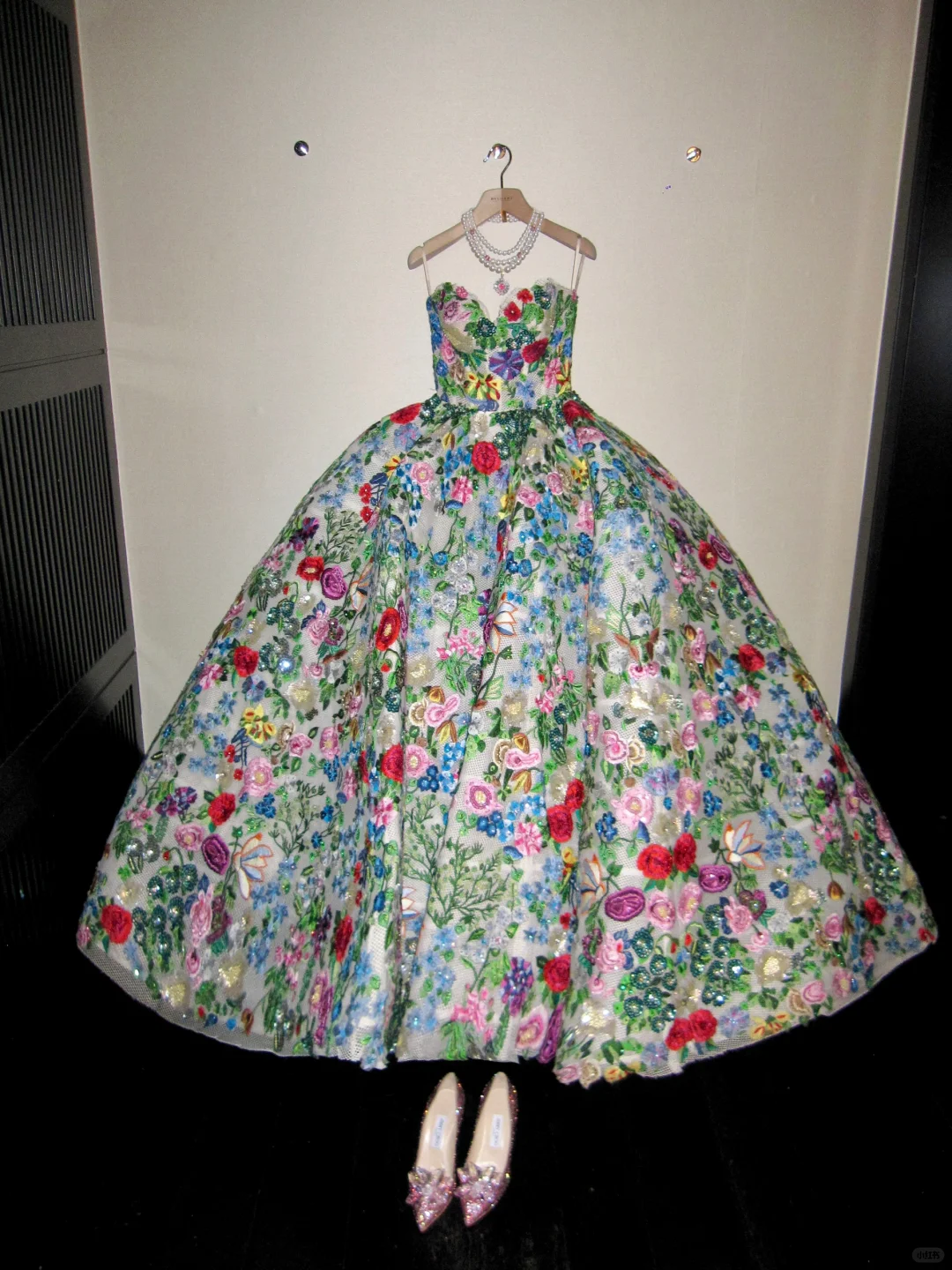 Elegant Ball Gown Sweetheart Neck Embroidery Flower Tulle Long Party Dress Prom Dress DP2528