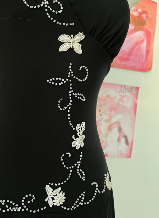 Sexy A Line V Neck Beaded Black Satin Short Homecoming Dress Outfits DP1612