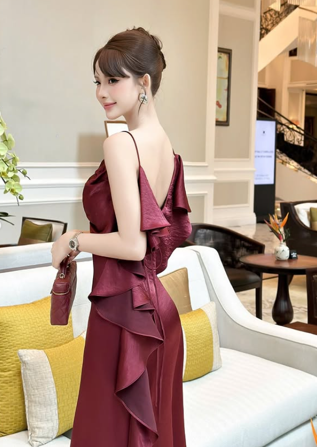 Pretty A Line Spaghetti Strap Ruffle Burgundy Satin Backless Prom Dress Evening Dress DP5920