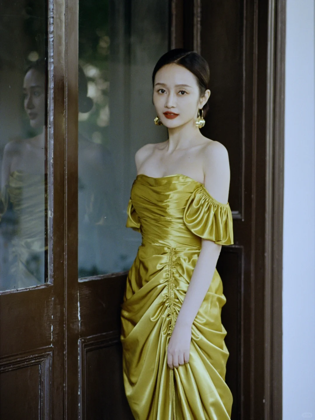 Turmeric Sheath Off the Shoulder Satin Party Dress Prom Dress with Slit DP2540
