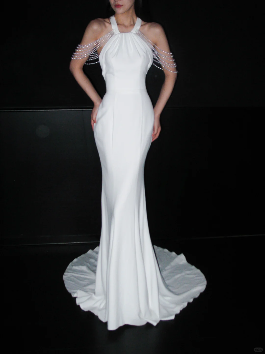 Chic Mermaid Halter White Pearl Satin Backless Wedding Dress DP8112