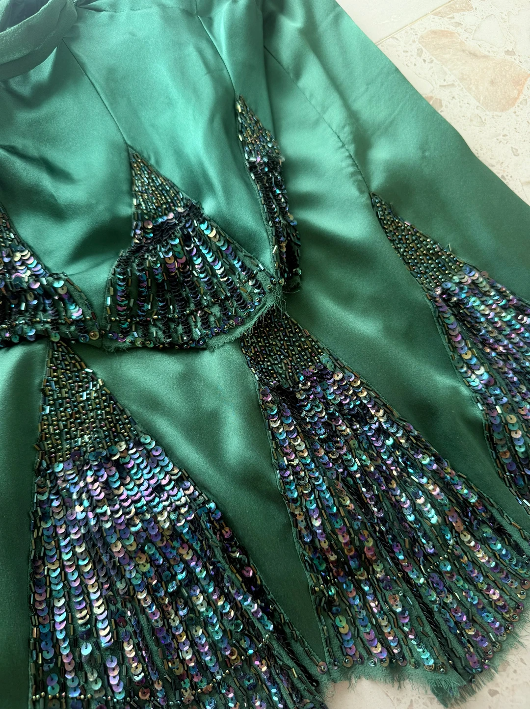 Vintage Two Piece Exquisite Beaded Emerald Satin Short Prom Dress Homecoming Dress DP5162